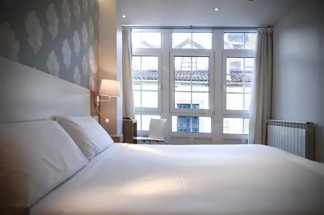 Tek Büyük Yataklı Oda (Exterior)