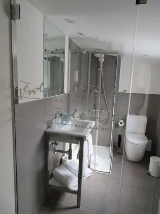 Tek Büyük Yataklı Oda (Exterior)