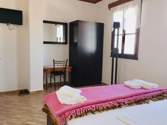 Classic Tek Büyük Yataklı Oda