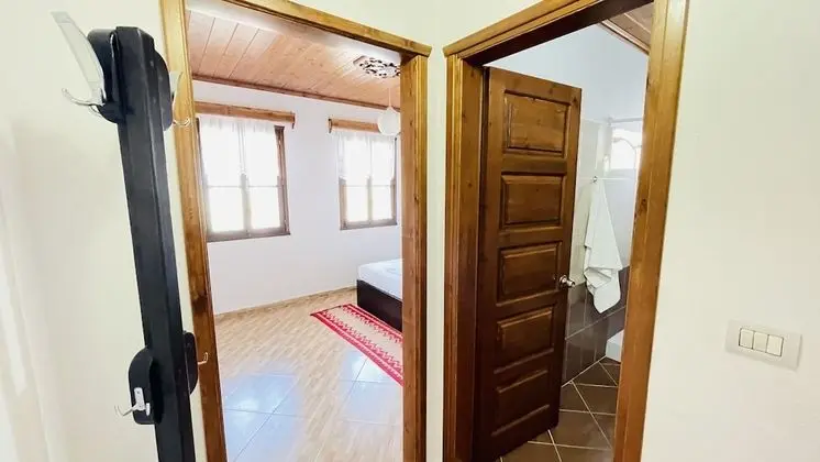 Classic Tek Büyük Yataklı Oda