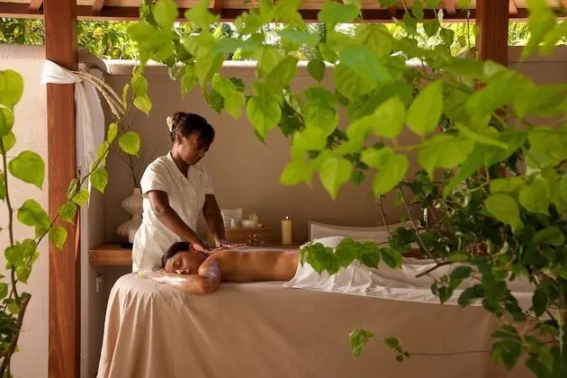 Beachfront Spa Cottage