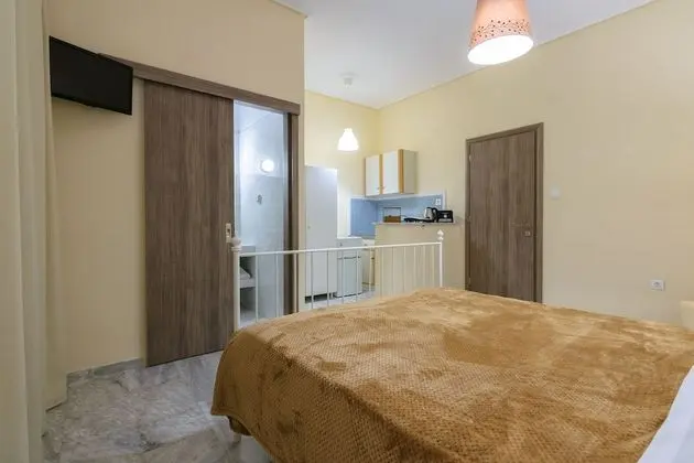 Üç Kişilik Oda