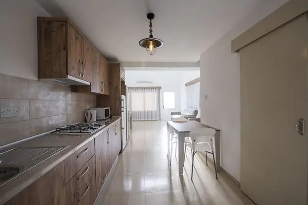 Stüdyo, Mutfak, Avlu Manzaralı