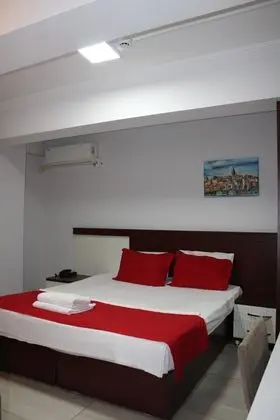 Standard  Oda Kismi Deniz Manzarali