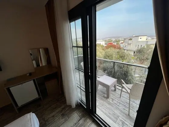 DELUXE 2 KISILIK BALKONLU