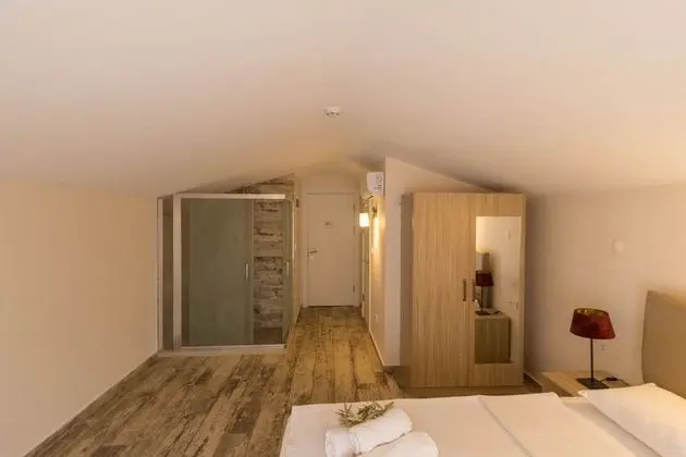 DELUXE 2 KISILIK BALKONLU