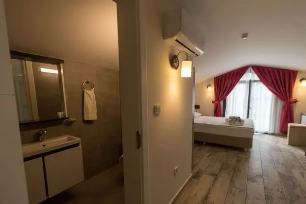 DELUXE 2 KISILIK BALKONLU