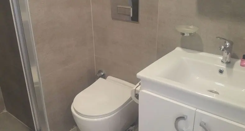DELUXE 3 KISILIK BALKONLU