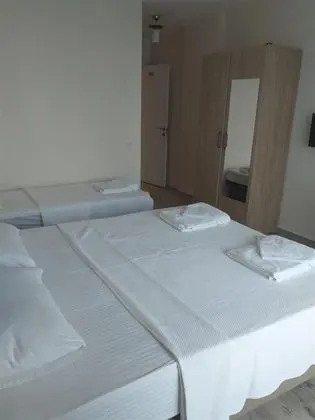DELUXE 3 KISILIK BALKONLU