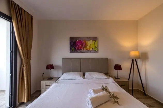 Standart Oda, Bahçe Manzaralı