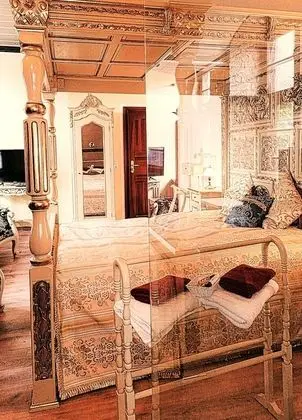 Comfort Tek Büyük veya İki Ayrı Yataklı Oda