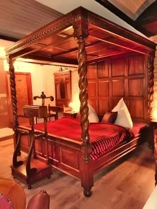 Comfort Tek Büyük veya İki Ayrı Yataklı Oda