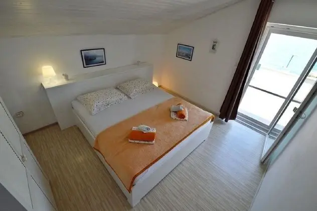Apart Daire (Denko - right on the beach - A1(6+2))