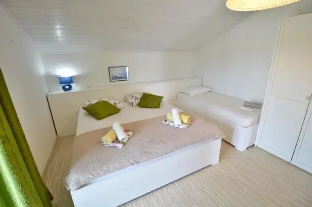 Apart Daire (Denko - right on the beach - A1(6+2))