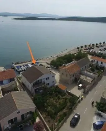 Stüdyo (Denko - right on the beach - SA2(2))
