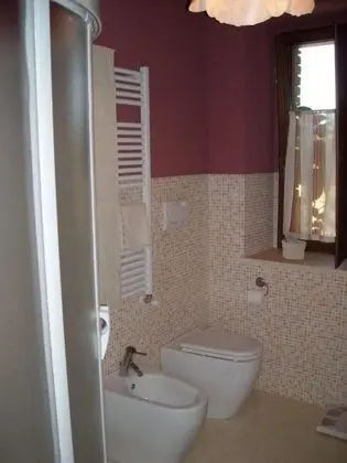 Dört Kişilik Oda, Ortak Banyo