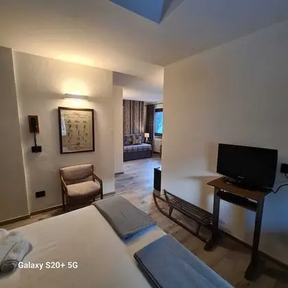 Standard Tek Büyük Yataklı Oda