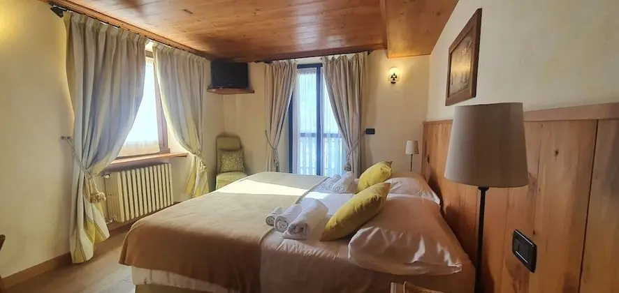 Superior Tek Büyük Yataklı Oda