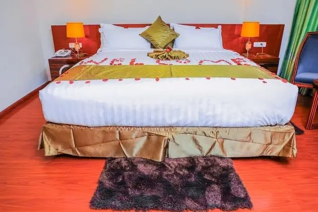 Deluxe Oda, 1 En Büyük (King) Boy Yatak, Sigara İçilmez
