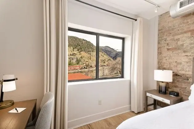 Standard Oda, 1 En Büyük (King) Boy Yatak