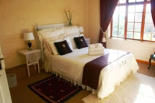 Tek Büyük Yataklı Oda (1)