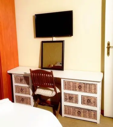 Tek Büyük Yataklı Oda (1)