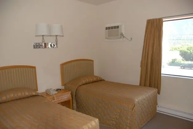 Oda, 2 Tek Kişilik Yatak, Özel Banyo