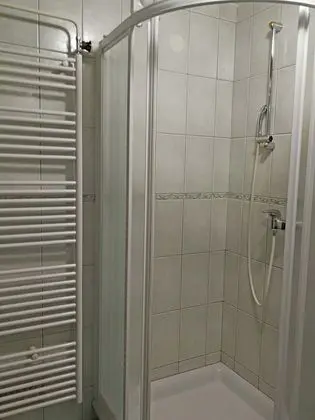 Economy Tek Büyük veya İki Ayrı Yataklı Oda