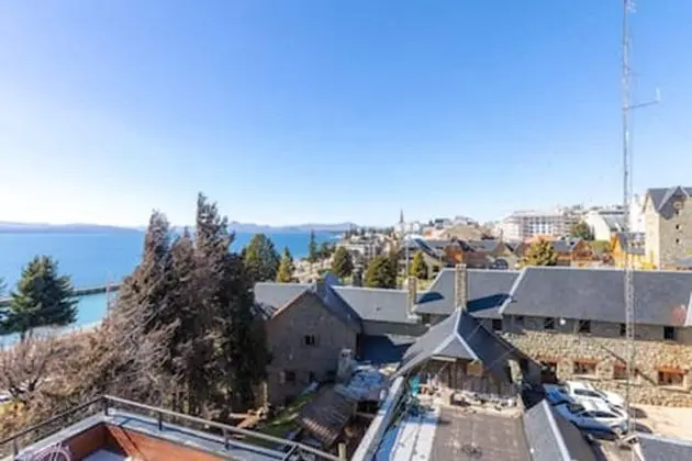 Apart Daire, Göl Manzaralı