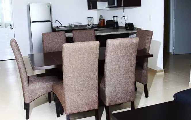 Family Apart Daire, 3 Yatak Odası, Havuz Manzaralı, Havuz Kenarı