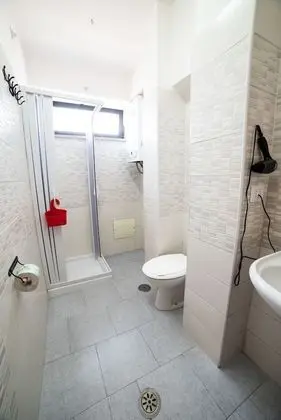 Standard Oda, Sigara İçilmez, Şehir Manzaralı