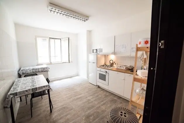 Standard Oda, Sigara İçilmez, Şehir Manzaralı