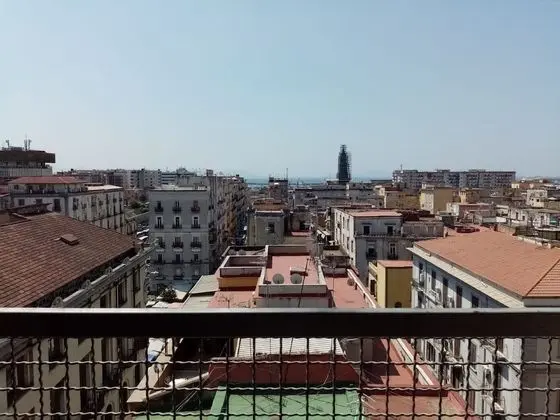 Standard Oda, Sigara İçilmez, Şehir Manzaralı