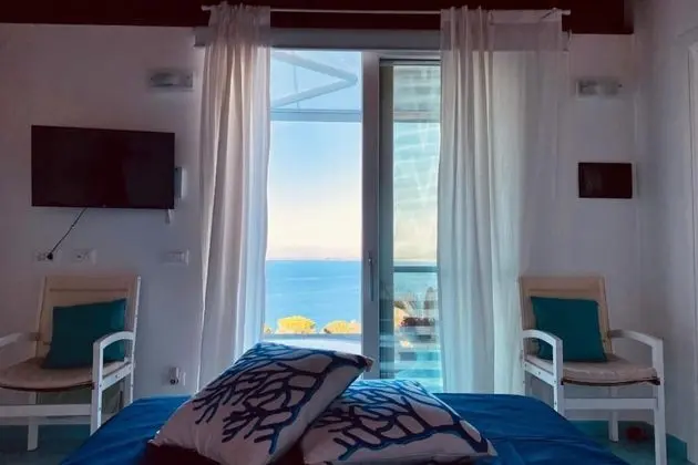 Honeymoon Stüdyo, Deniz Manzaralı (Dependance Castiglione With Pool And)