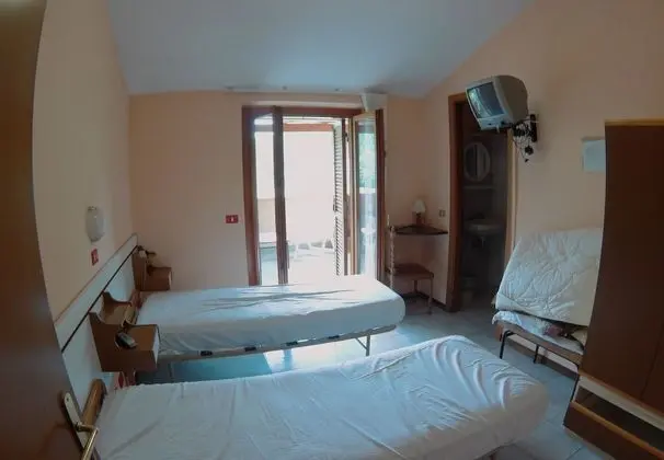 Tek Büyük Yataklı Oda