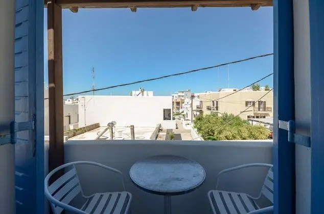 Üç Kişilik Oda, Balkon
