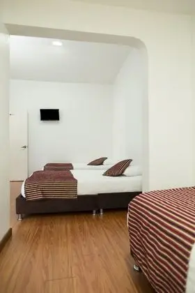 Üç Kişilik Oda