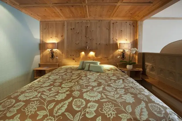 Luxury Tek Büyük Yataklı Oda, Balkon, Dağ Yamacı