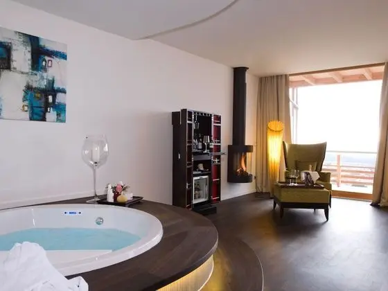 Luxury Süit, Göl Manzaralı