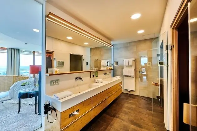 Luxury Süit, Göl Manzaralı