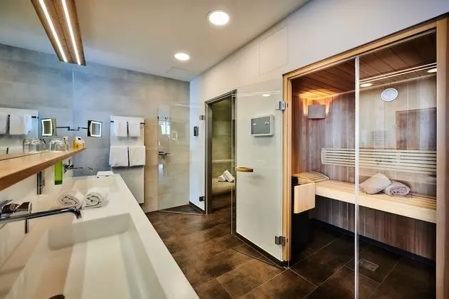 Luxury Süit, Göl Manzaralı