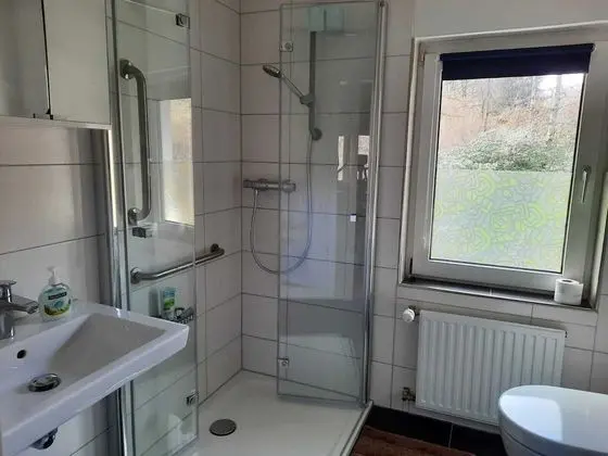 Apart Daire, 1 Büyük (Queen) Boy Yatak ve Çekyat