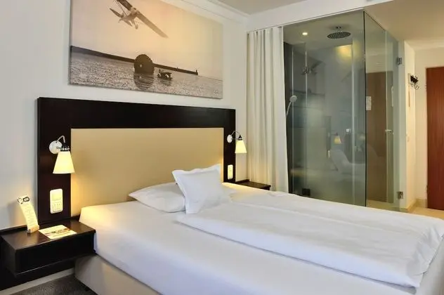 Basic Oda, 1 Büyük (Queen) Boy Yatak