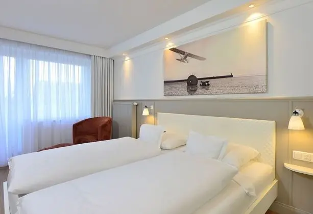 Basic Oda, 1 En Büyük (King) Boy Yatak, Balkon