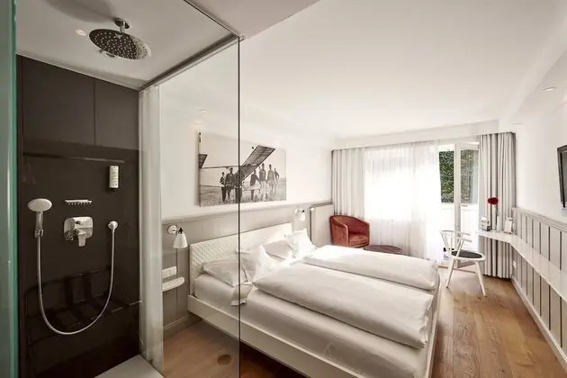 Basic Oda, 1 En Büyük (King) Boy Yatak, Balkon