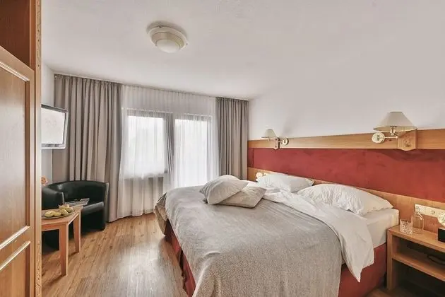 Tek Büyük Yataklı Oda, Balkon