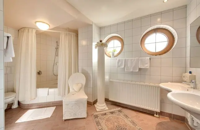 Business Tek Büyük Yataklı Oda, Balkon