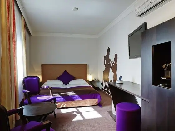 Superior Tek Büyük Yataklı Oda