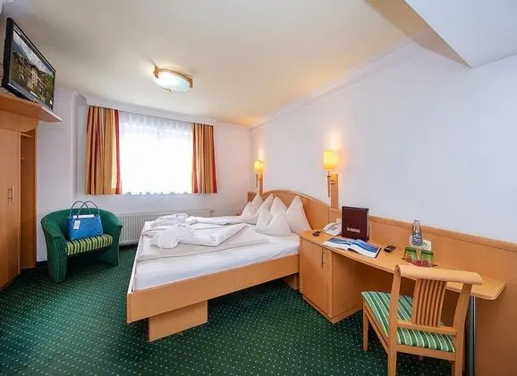 Superior Tek Büyük Yataklı Oda