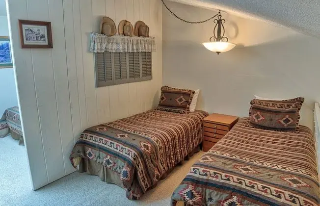 Comfort Daire, 2 Yatak Odası, Sıcak Su Havuzu, Göl Manzaralı
